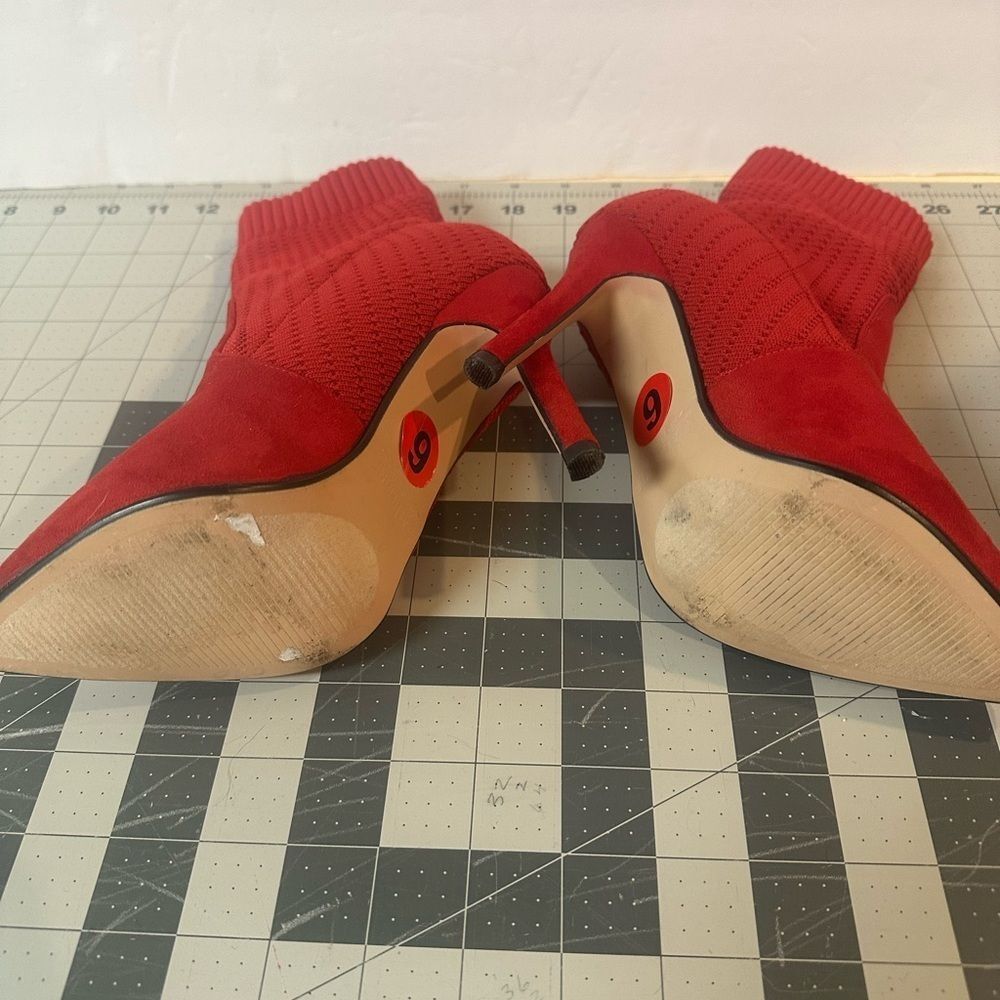 Catherine Malandrino red pump‎ heel ankle boots great for the holidays size 6 - Picture 5 of 9